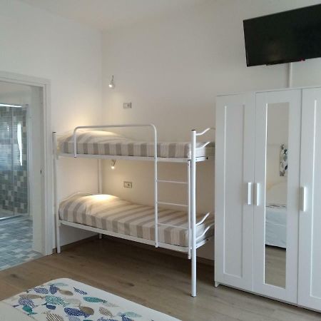 Omphalos Hotel Алгеро Екстериор снимка