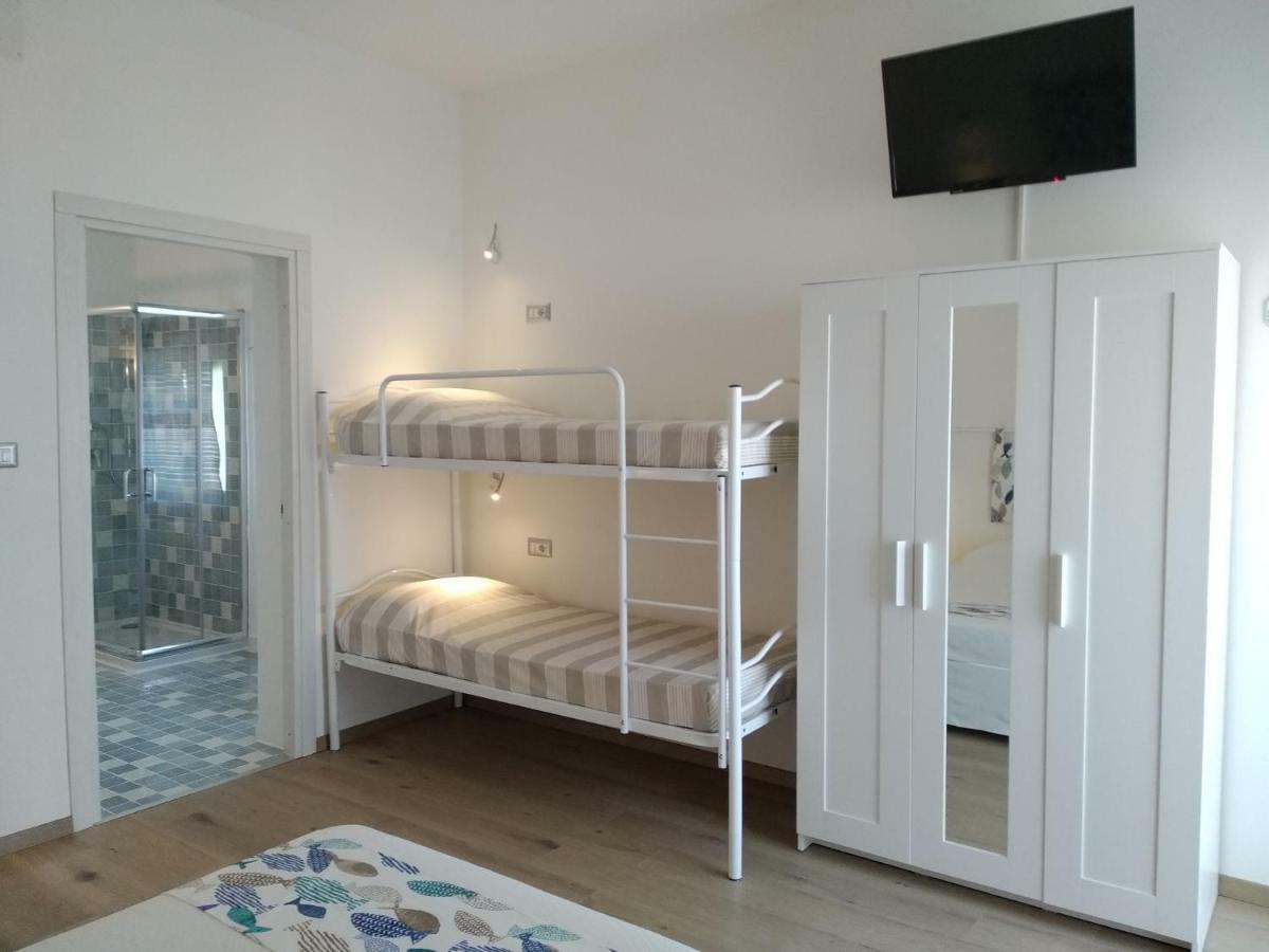 Omphalos Hotel Алгеро Екстериор снимка