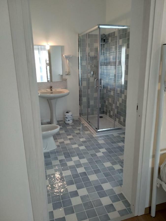 Omphalos Hotel Алгеро Екстериор снимка