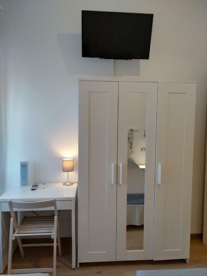 Omphalos Hotel Алгеро Екстериор снимка