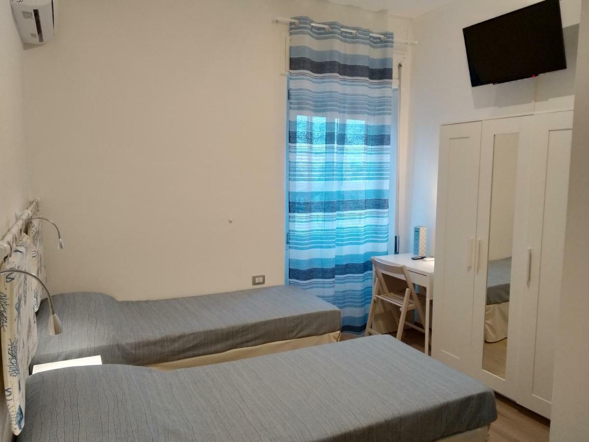 Omphalos Hotel Алгеро Екстериор снимка