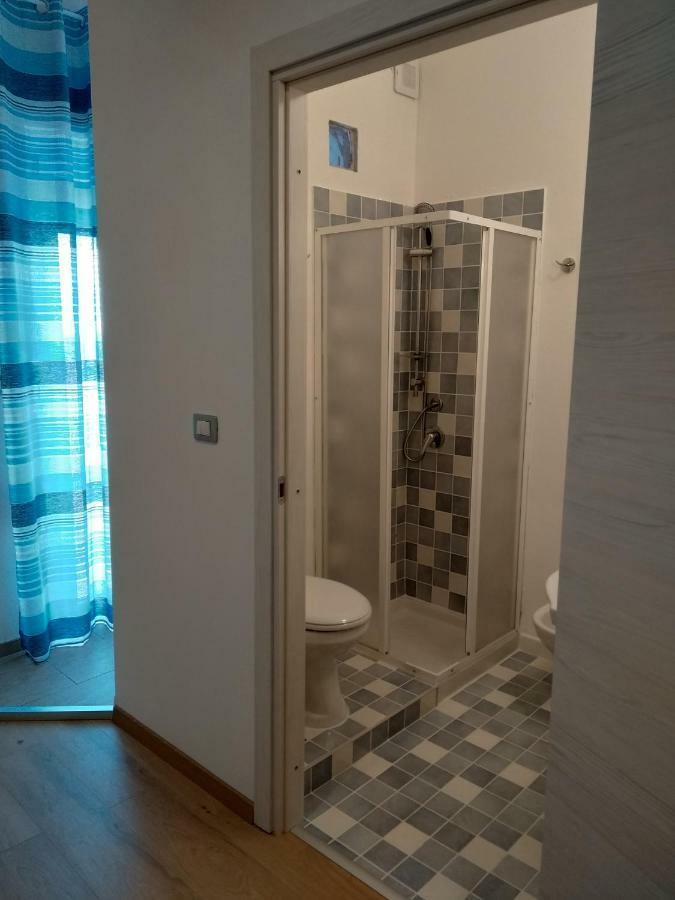 Omphalos Hotel Алгеро Екстериор снимка